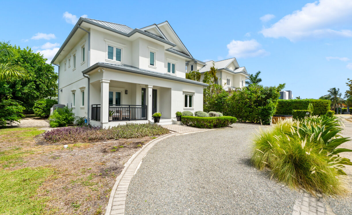 THE CHYMES 7, SOUTH SOUND HOME