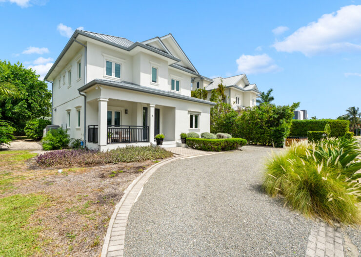 THE CHYMES 7, SOUTH SOUND HOME