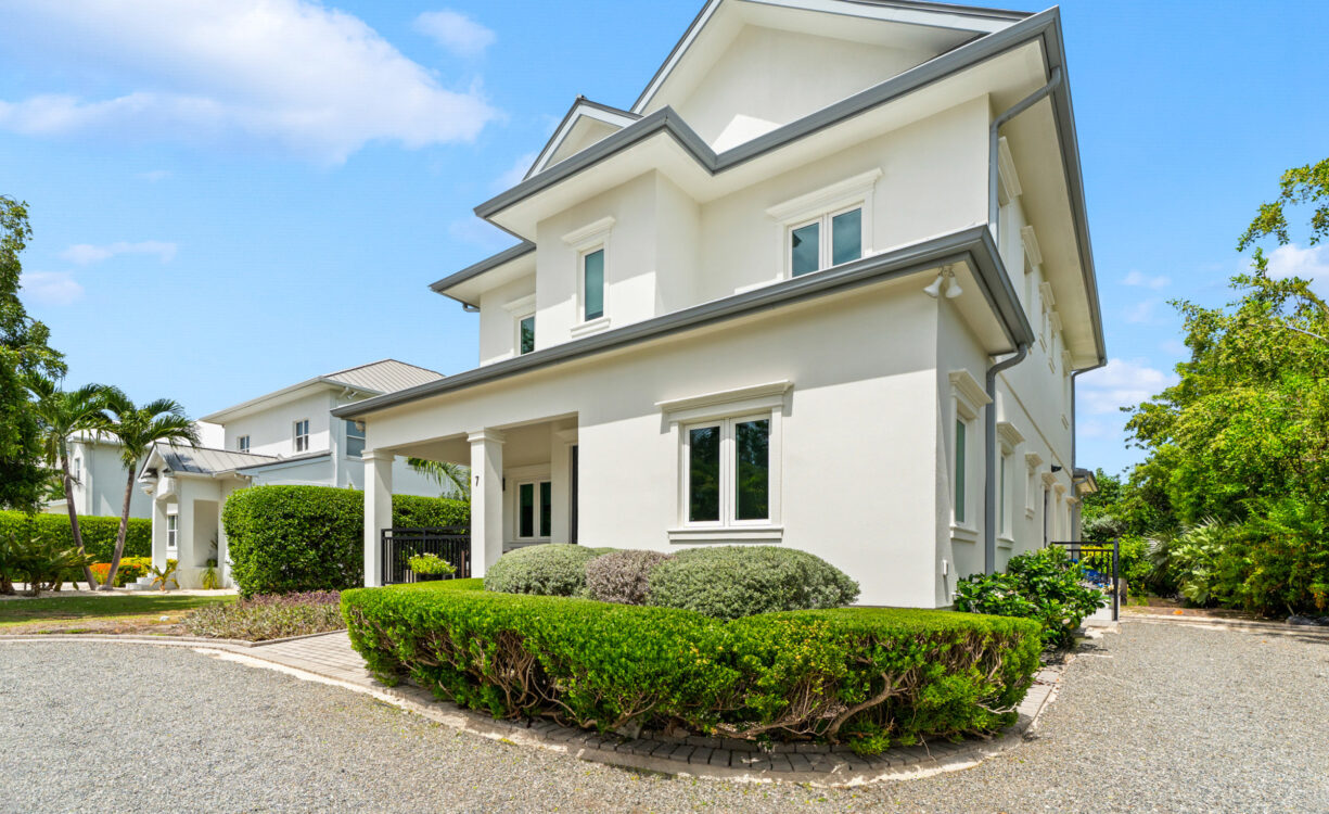 THE CHYMES 7, SOUTH SOUND HOME