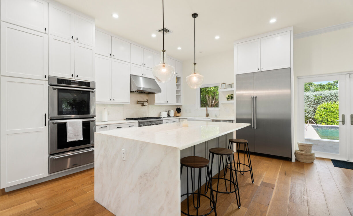 THE CHYMES 7, SOUTH SOUND HOME