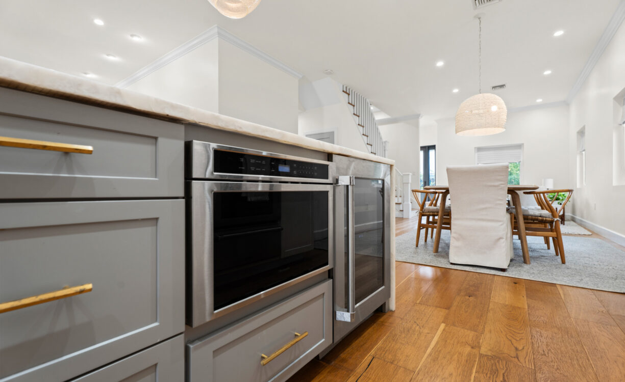THE CHYMES 7, SOUTH SOUND HOME