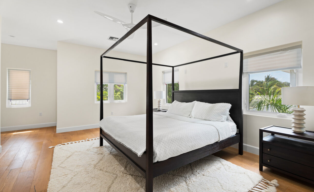 THE CHYMES 7, SOUTH SOUND HOME