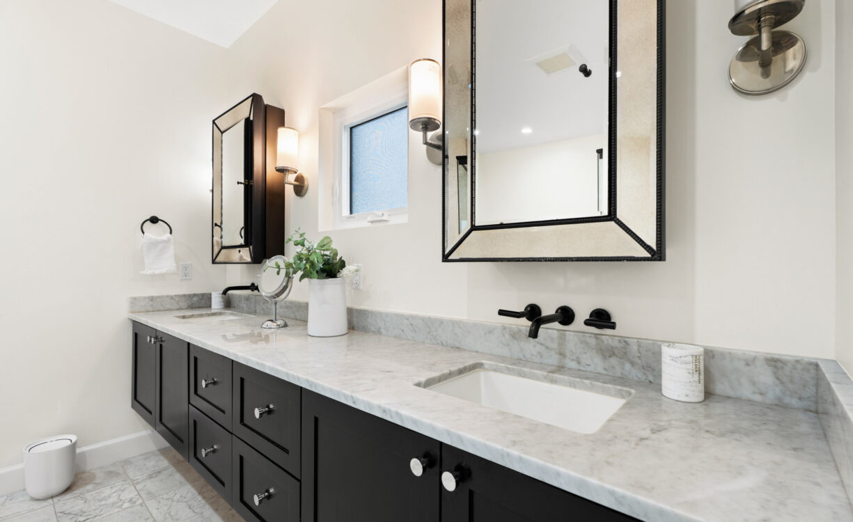 THE CHYMES 7, SOUTH SOUND HOME
