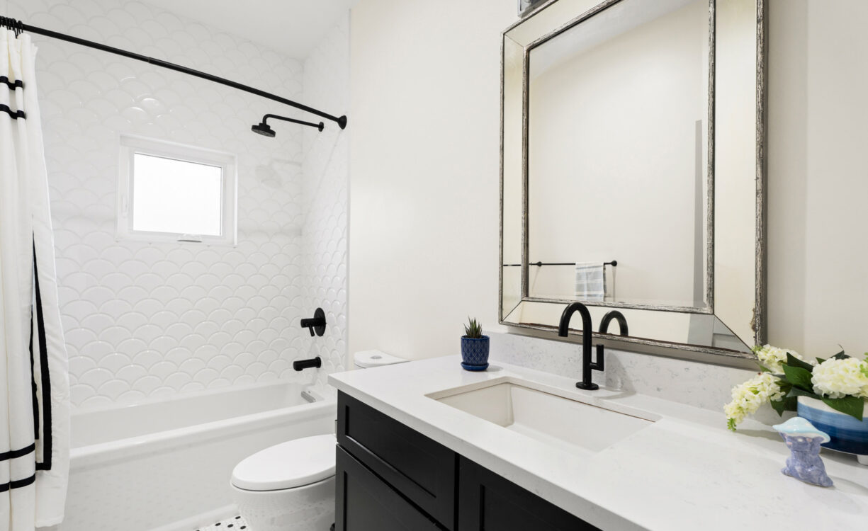 THE CHYMES 7, SOUTH SOUND HOME
