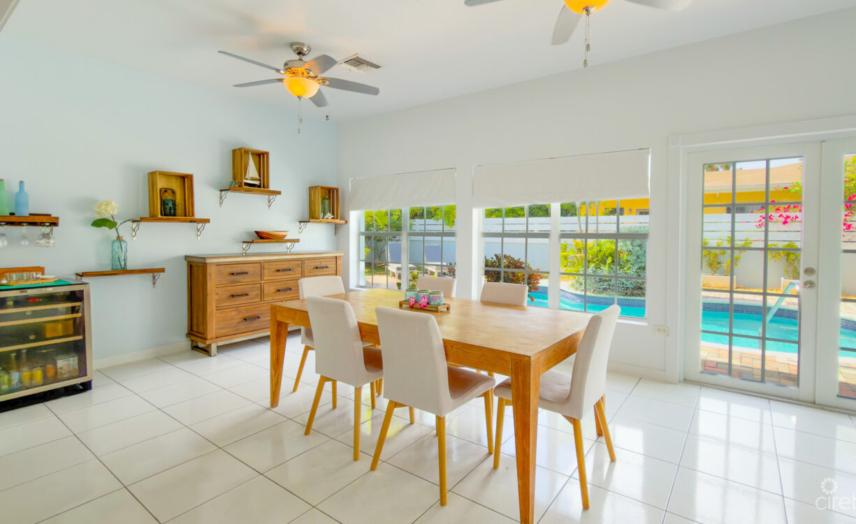 SNUG HARBOUR ANDREW DRIVE - 4 BEDROOM FAMILY HOME IN THE SEVEN MILE BEACH CORRIDOR