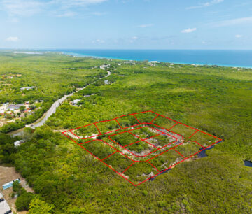 4.7 ACRES - 16 LOT SUBDIVISION WITH PLANNING APPROVAL