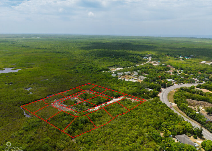 4.7 ACRES - 16 LOT SUBDIVISION WITH PLANNING APPROVAL