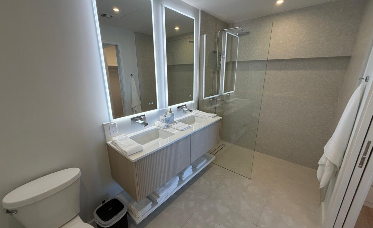 ONE GT DESIGNER FURNISHED, DEEDED PARKING