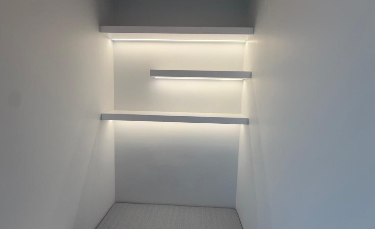 ONE GT DESIGNER FURNISHED, DEEDED PARKING