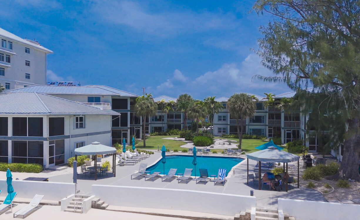 3 BED SEVEN MILE BEACHFRONT CONDO TAMARIND BAY