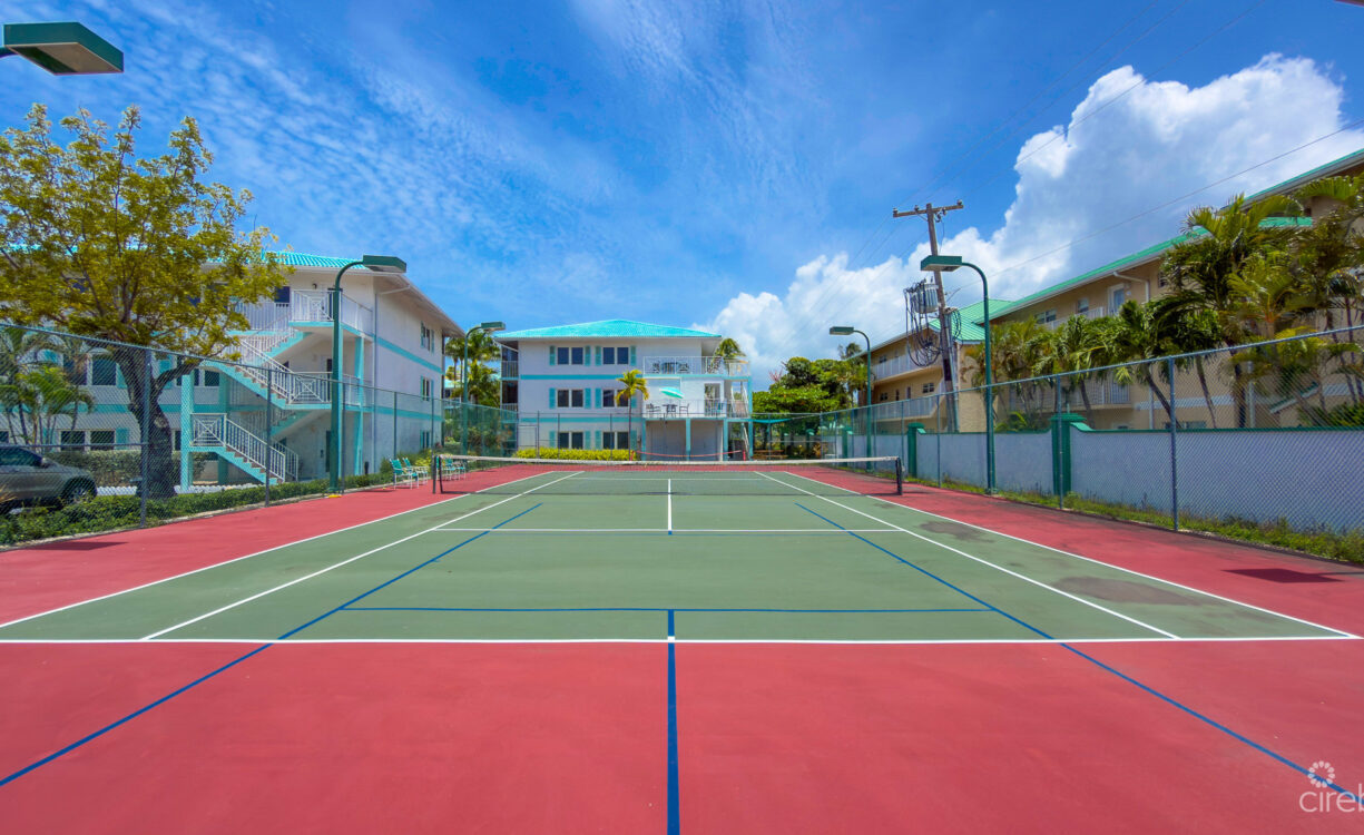 3 BED SEVEN MILE BEACHFRONT CONDO TAMARIND BAY