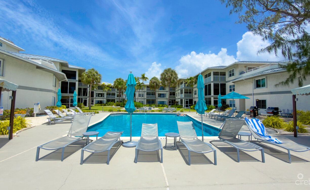 3 BED SEVEN MILE BEACHFRONT CONDO TAMARIND BAY