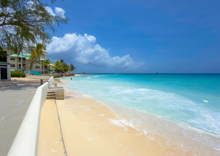 3 BED SEVEN MILE BEACHFRONT CONDO TAMARIND BAY