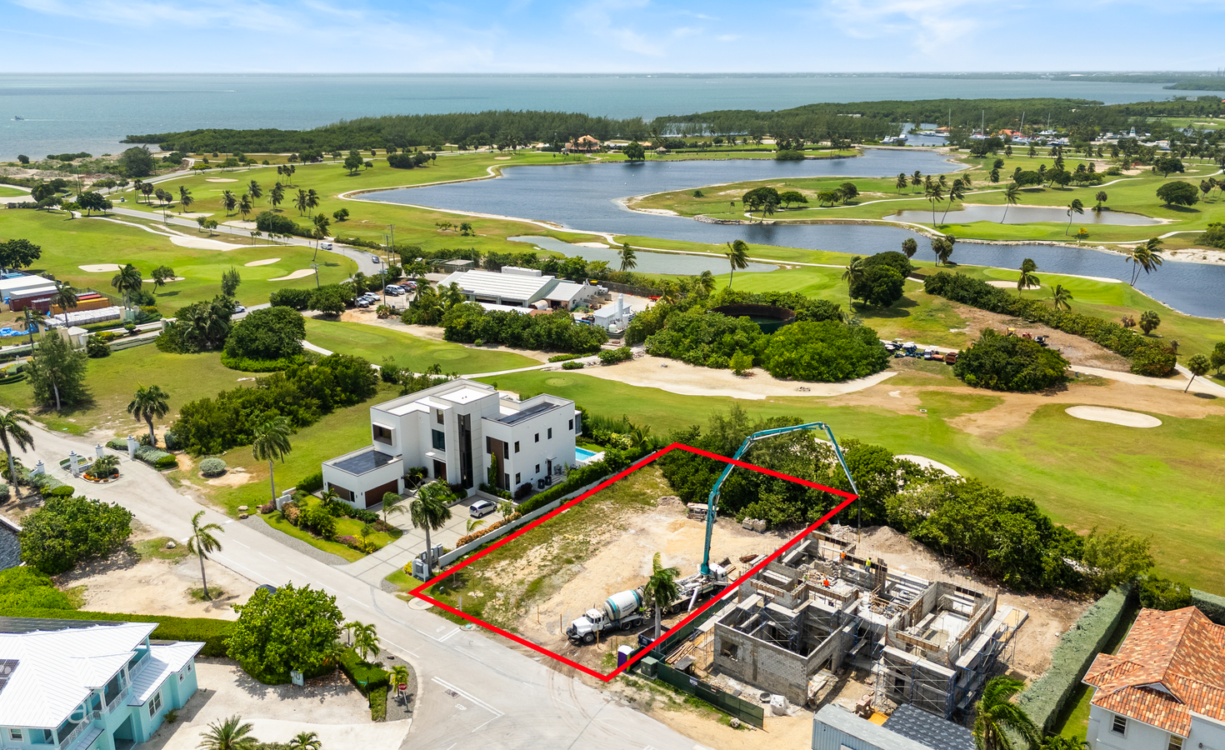 CRYSTAL HARBOUR RESIDENTIAL LOT