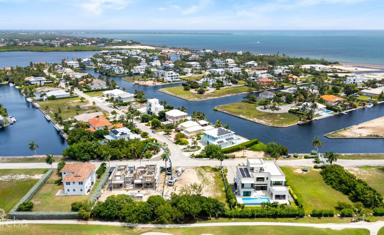 CRYSTAL HARBOUR RESIDENTIAL LOT
