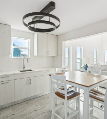 THE PALMS, LITTLE CAYMAN BEACHFRONT COTTAGE