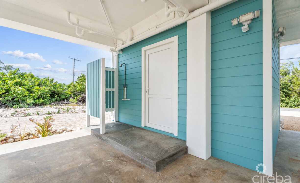 THE PALMS, LITTLE CAYMAN BEACHFRONT COTTAGE
