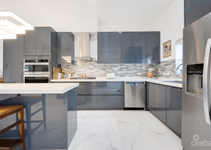 THE MANTRAS #18 | END UNIT IN SOUTH SOUND GATED DEVELOPMENT