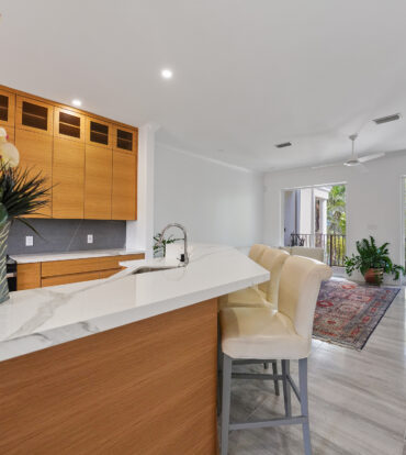TURNBERRY  EAST #3 , CRYSTAL HARBOUR