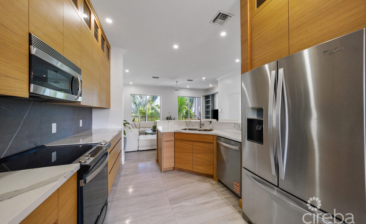TURNBERRY  EAST #3 , CRYSTAL HARBOUR