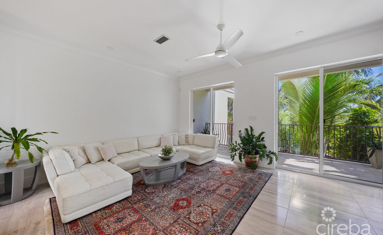 TURNBERRY  EAST #3 , CRYSTAL HARBOUR