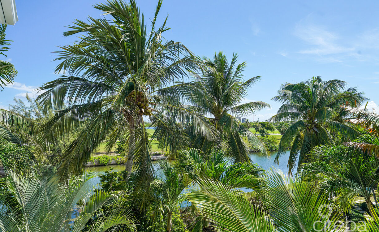 TURNBERRY  EAST #3 , CRYSTAL HARBOUR