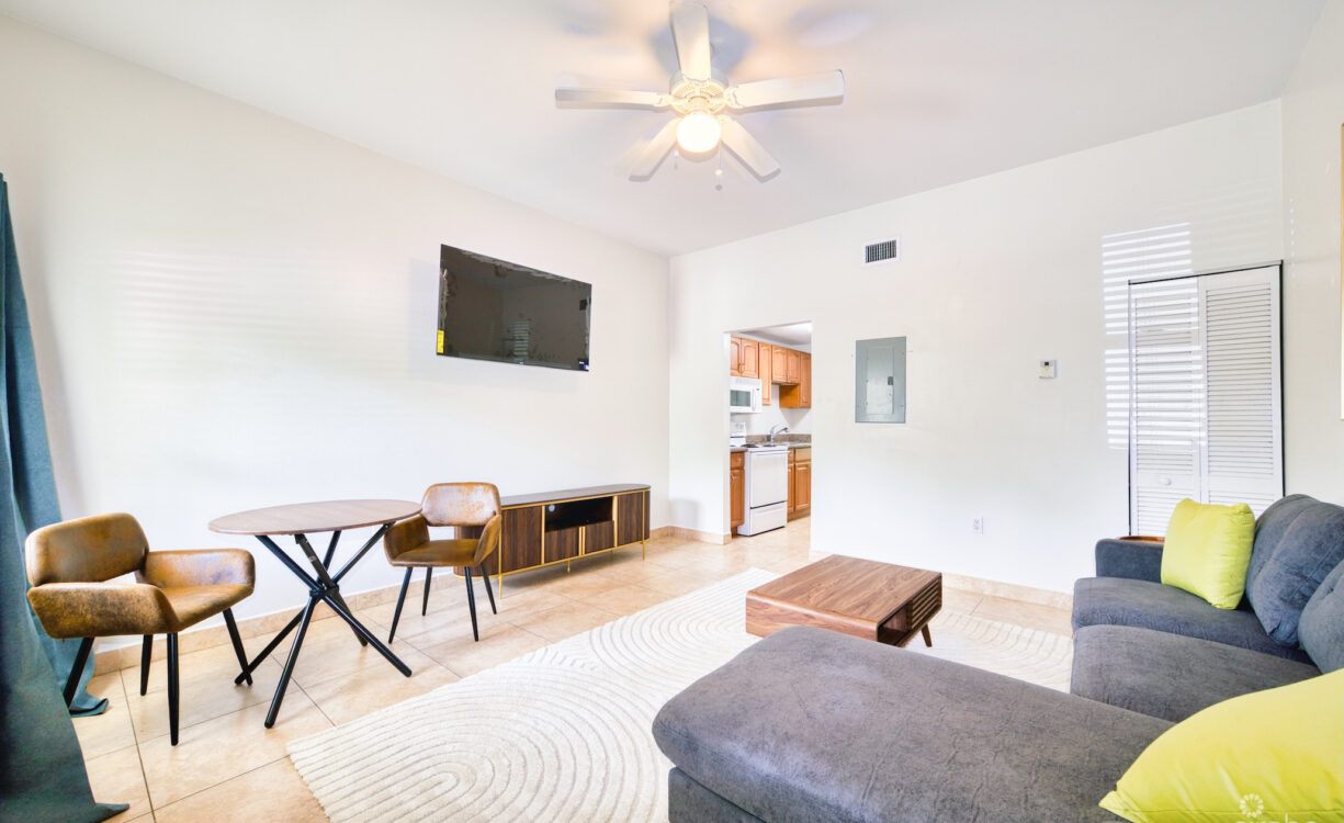 EXECUTIVE SUITES - 1 BED APARTMENT - GEORGETOWN - UNIT 20