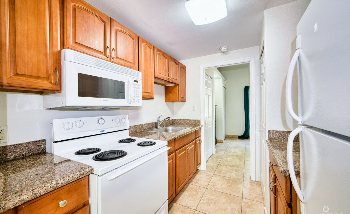 EXECUTIVE SUITES - 1 BED APARTMENT - GEORGETOWN - UNIT 20
