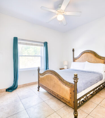 EXECUTIVE SUITES - 1 BED APARTMENT - GEORGETOWN - UNIT 20