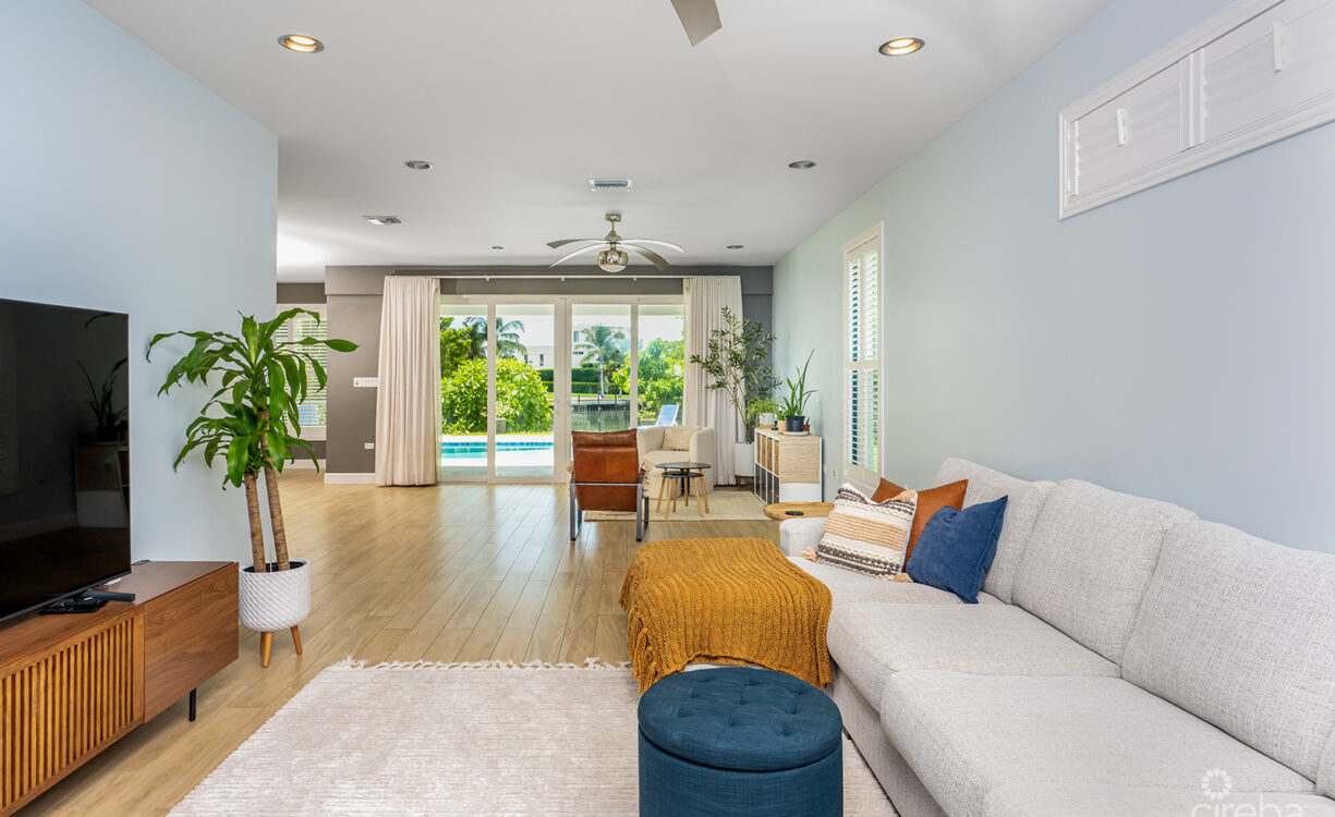 BIMIN DR - EXECUTIVE CANAL FRONT HOME IN GRAND HARBOUR