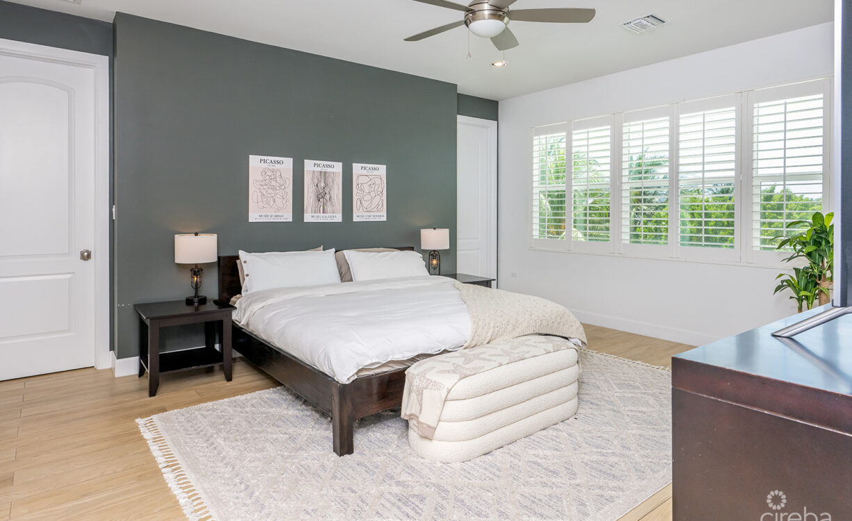 BIMIN DR - EXECUTIVE CANAL FRONT HOME IN GRAND HARBOUR