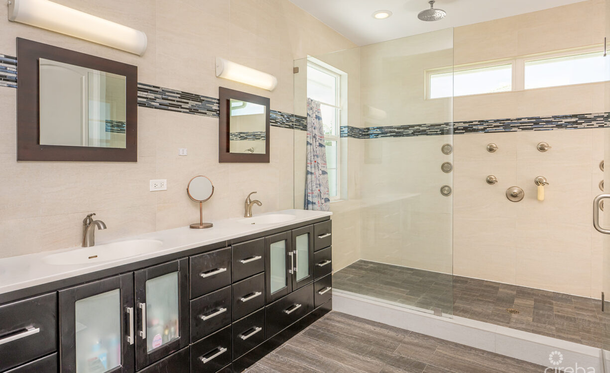 BIMIN DR - EXECUTIVE CANAL FRONT HOME IN GRAND HARBOUR