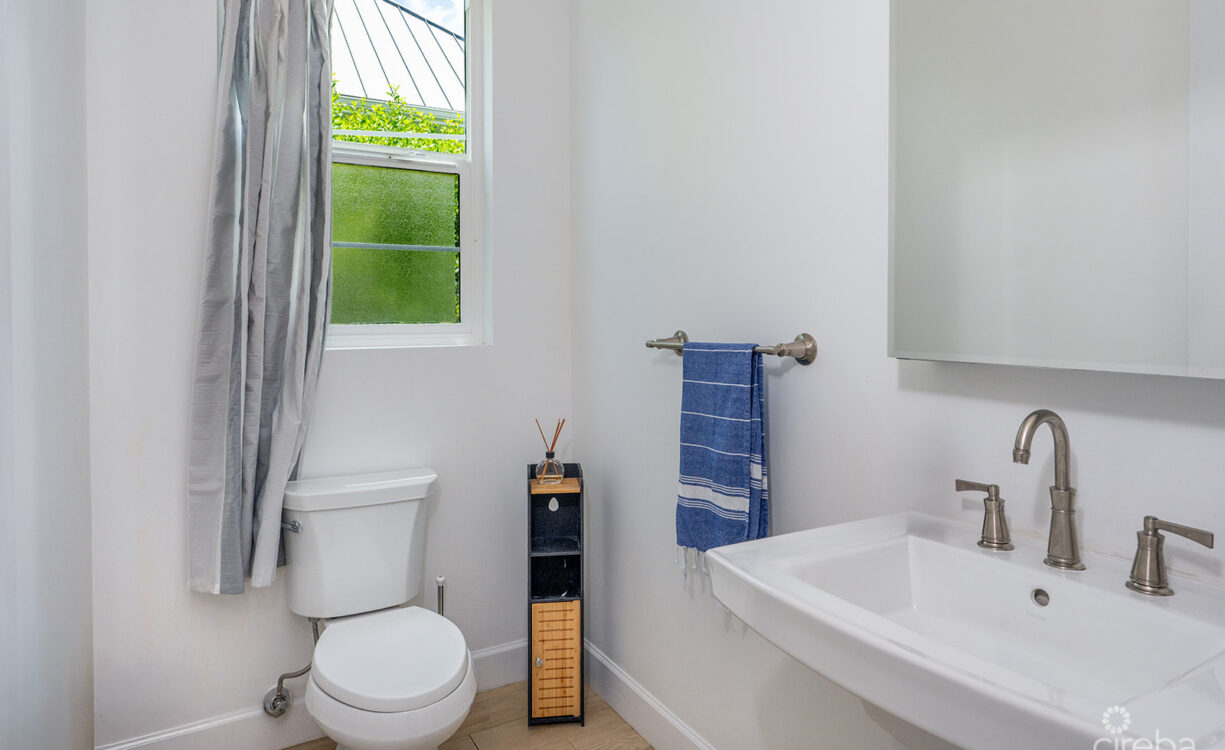 BIMIN DR - EXECUTIVE CANAL FRONT HOME IN GRAND HARBOUR