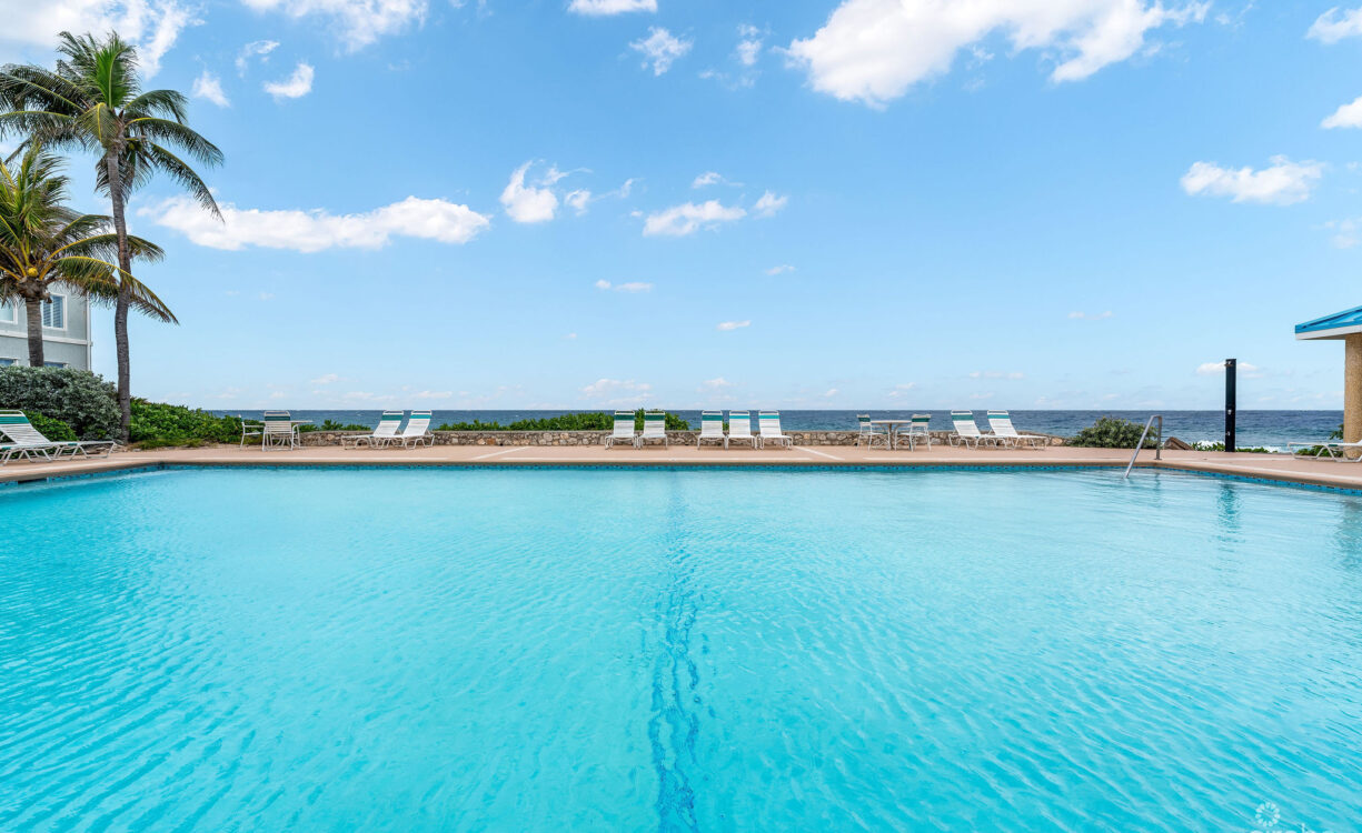 OCEAN POINTE VILLAS  3 BED, 2 BATH, 2ND FLOOR PENTHOUSE