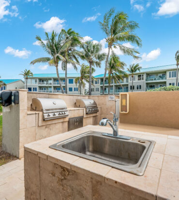 OCEAN POINTE VILLAS  3 BED, 2 BATH, 2ND FLOOR PENTHOUSE