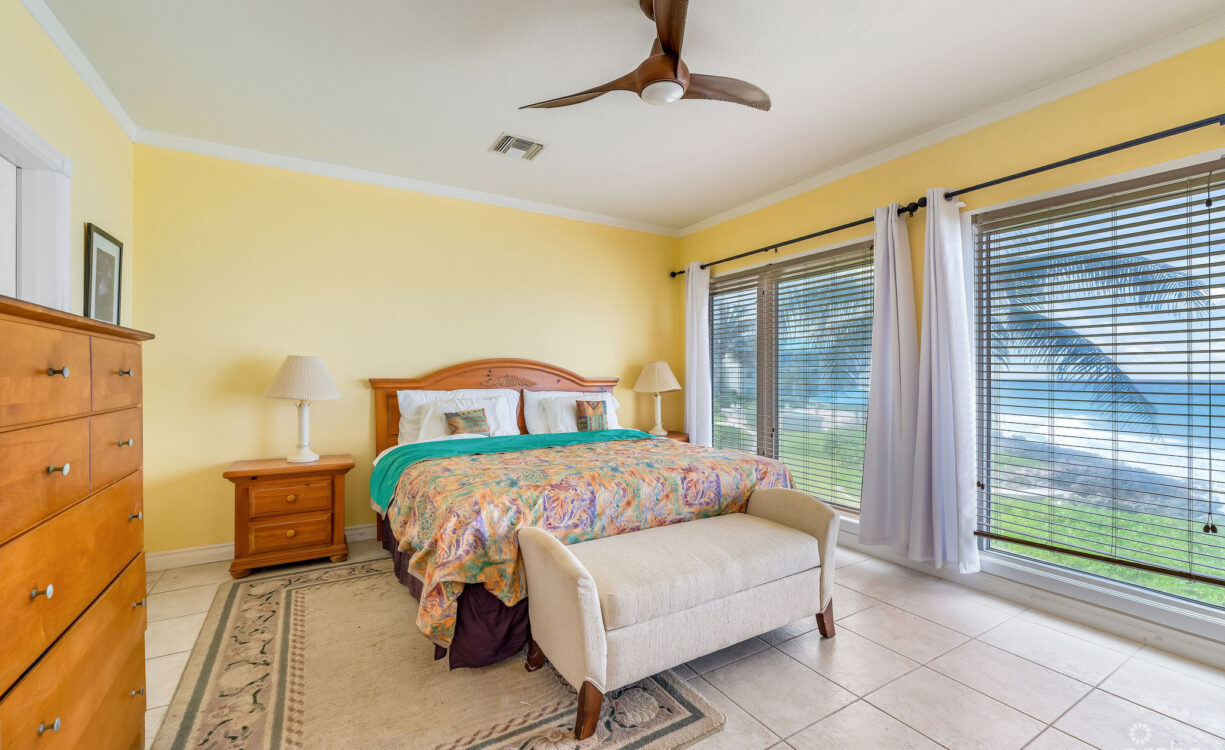 OCEAN POINTE VILLAS  3 BED, 2 BATH, 2ND FLOOR PENTHOUSE