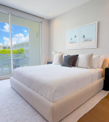 THE GROVE TOO - 1 BED CONDO