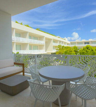 THE GROVE TOO - 1 BED CONDO