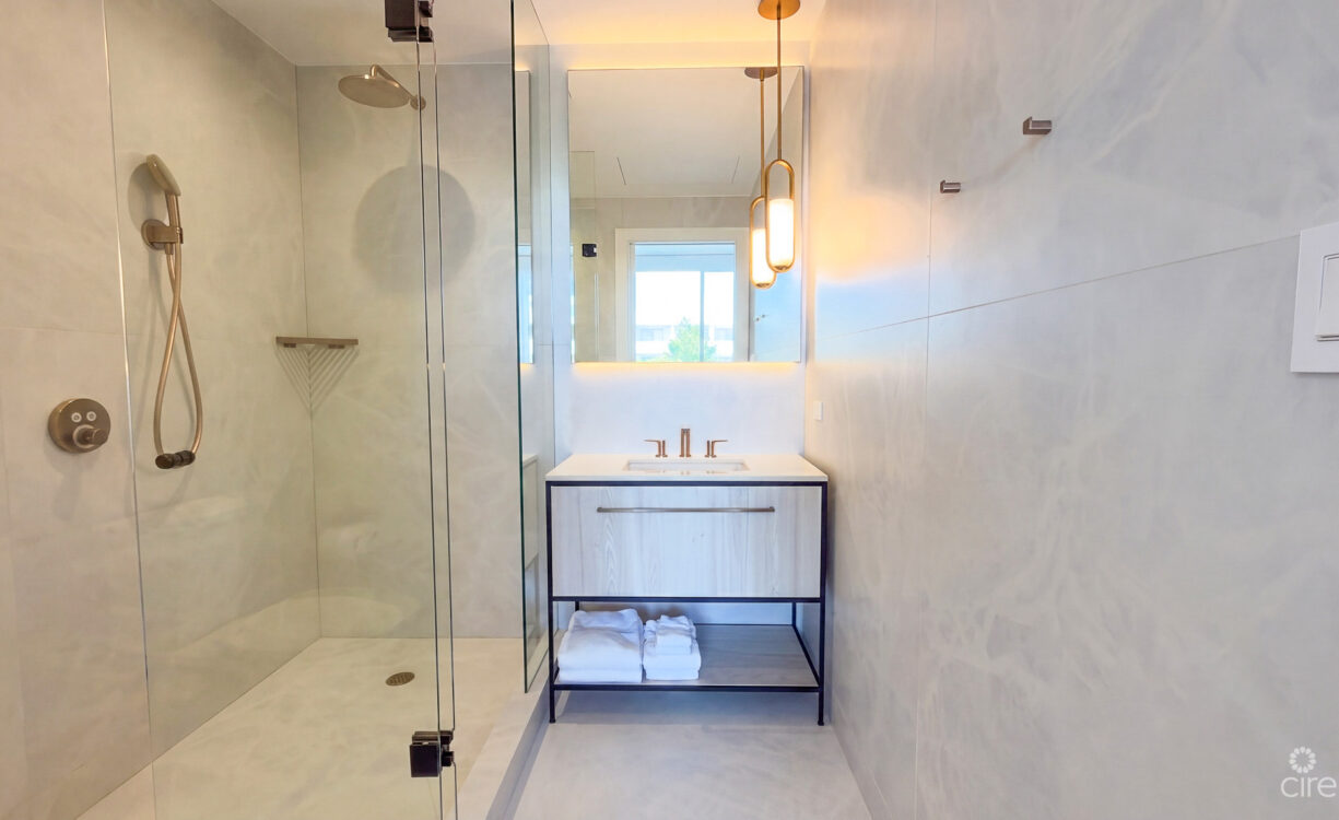 THE GROVE TOO - 1 BED CONDO