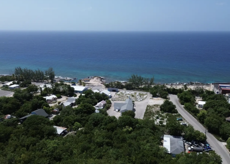 BLUFF EDGE AT THE CREEK