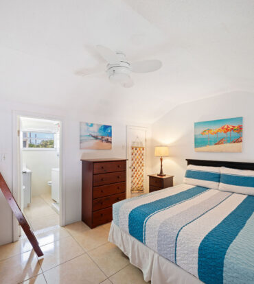 CORAL BAY VILLAGE #5 - BEACHFRONT CONDO