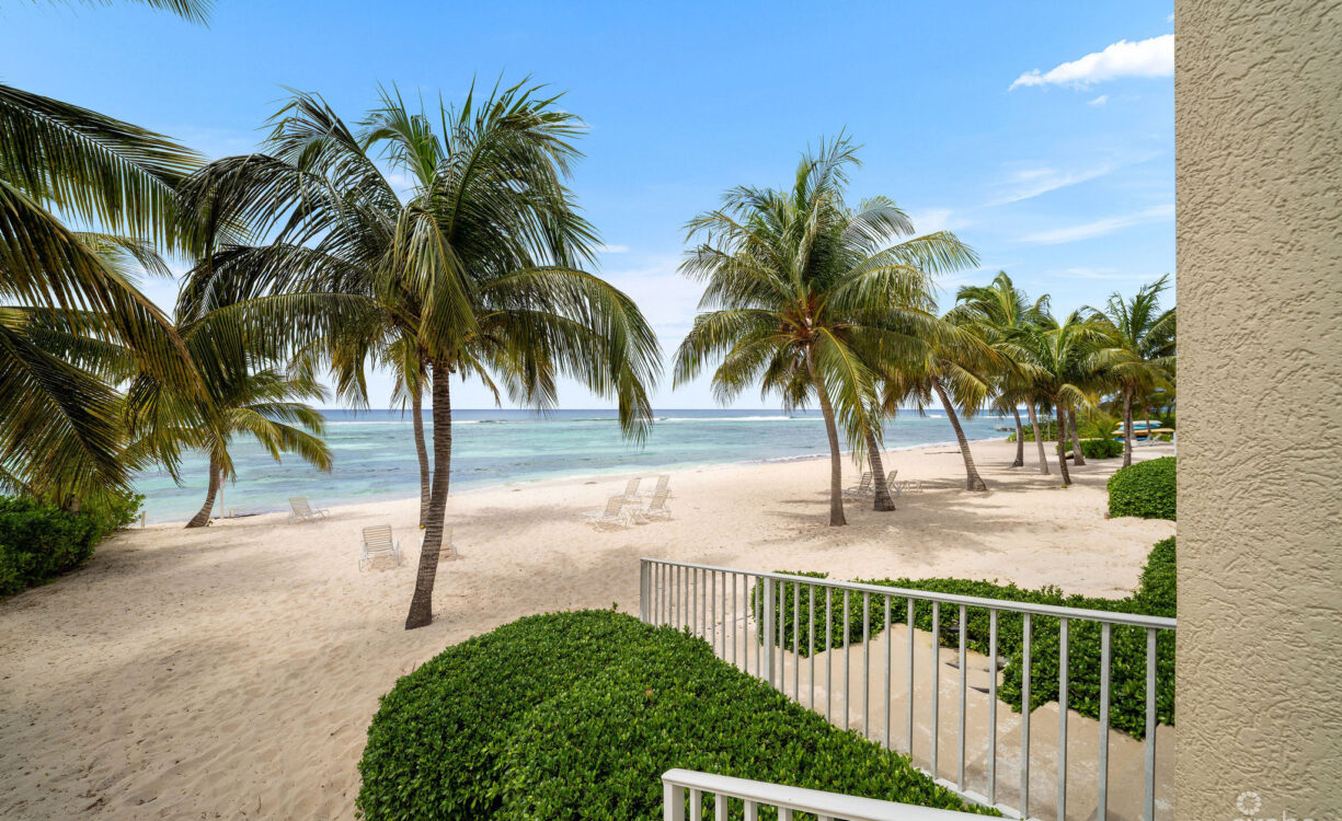 CORAL BAY VILLAGE #5 - BEACHFRONT CONDO