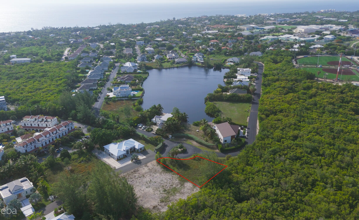 THE LAKES, SOUTH SOUND - RARE 0.2870-ACRE CORNER LOT