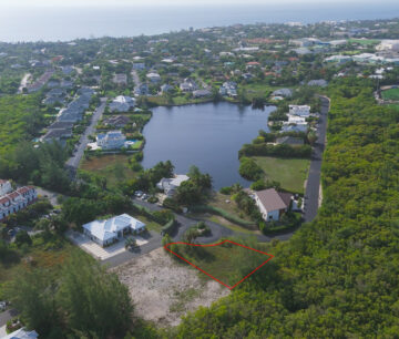 THE LAKES, SOUTH SOUND - RARE 0.2870-ACRE CORNER LOT