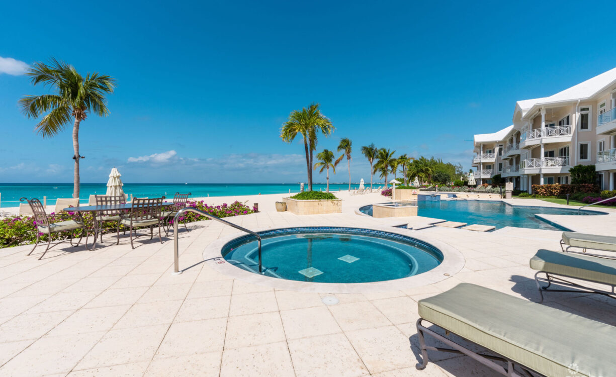 PINNACLE #34 BEACHFRONT PENTHOUSE WITH GARAGE