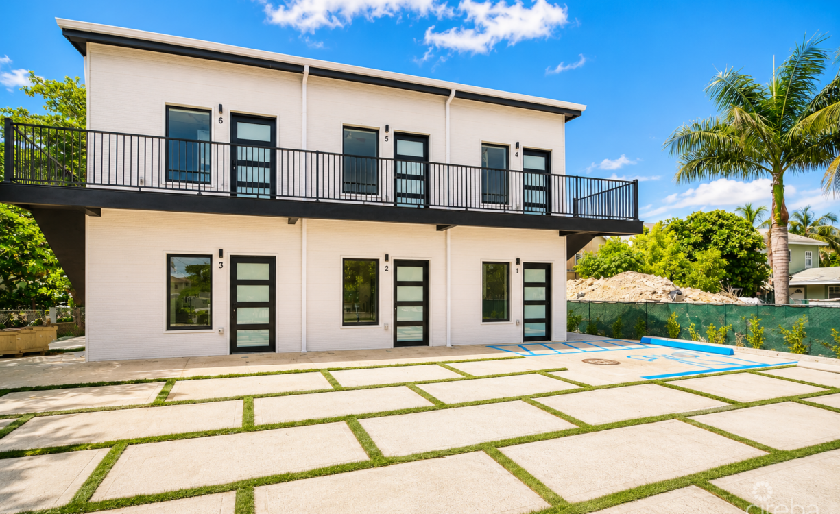 GREENWOOD SIX #6 | PRIME CENTRAL GT INVESTMENT