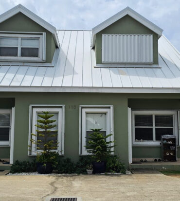 DUPLEX INVESTMENT PROPERTY - AURORA DRIVE, WEST BAY