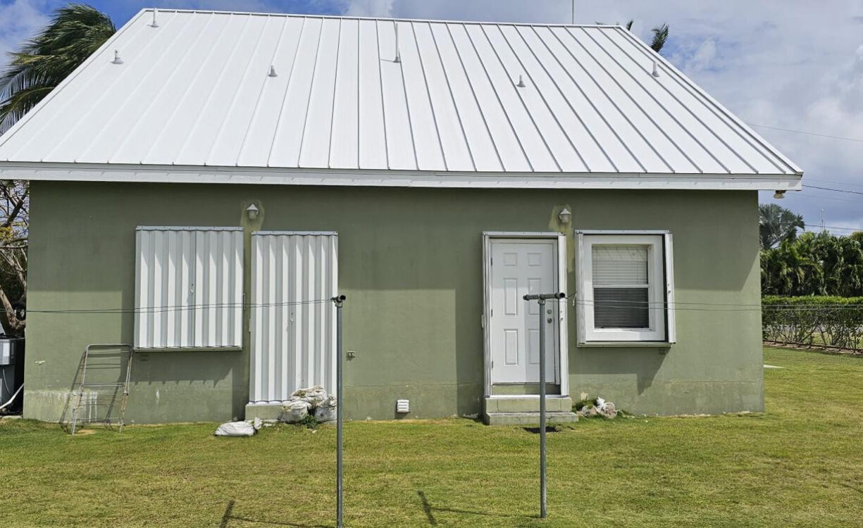 DUPLEX INVESTMENT PROPERTY - AURORA DRIVE, WEST BAY