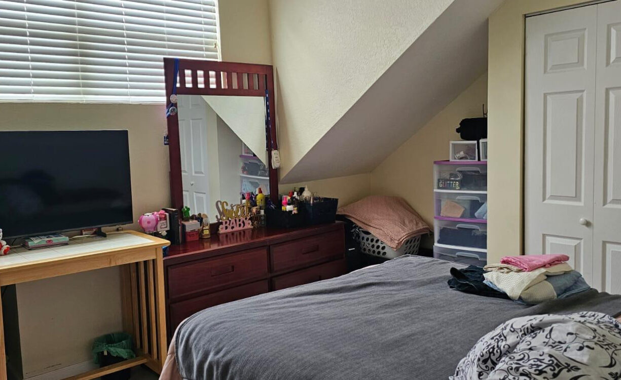 DUPLEX INVESTMENT PROPERTY - AURORA DRIVE, WEST BAY