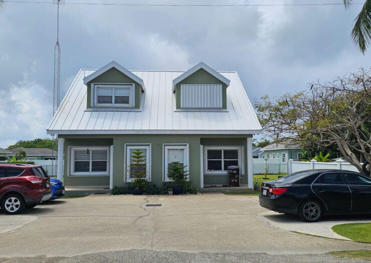 DUPLEX INVESTMENT PROPERTY - AURORA DRIVE, WEST BAY